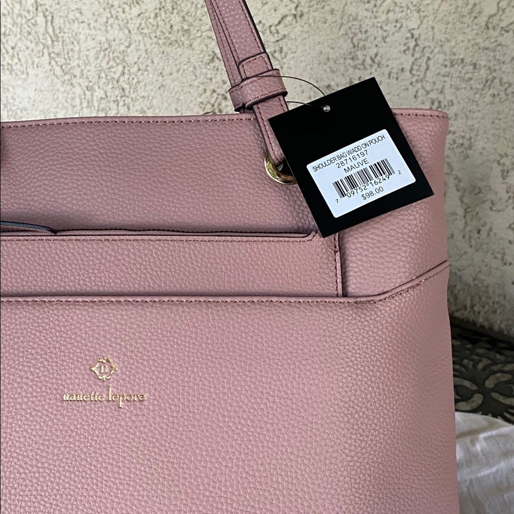 Gorgeous neutral pink purse